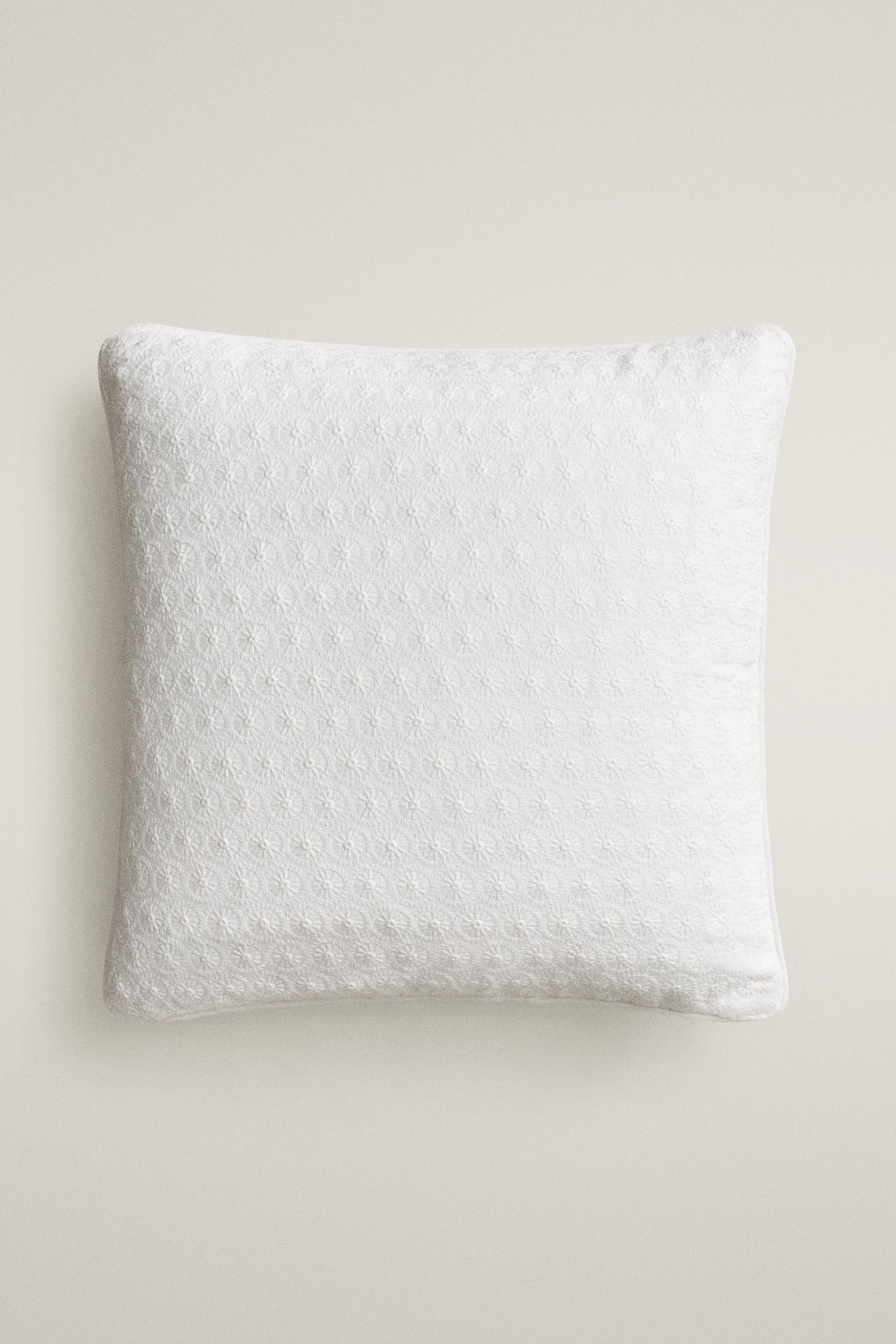 HOUSSE DE COUSSIN FLEURS BRODÉES
